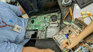 分解パーツに署名する