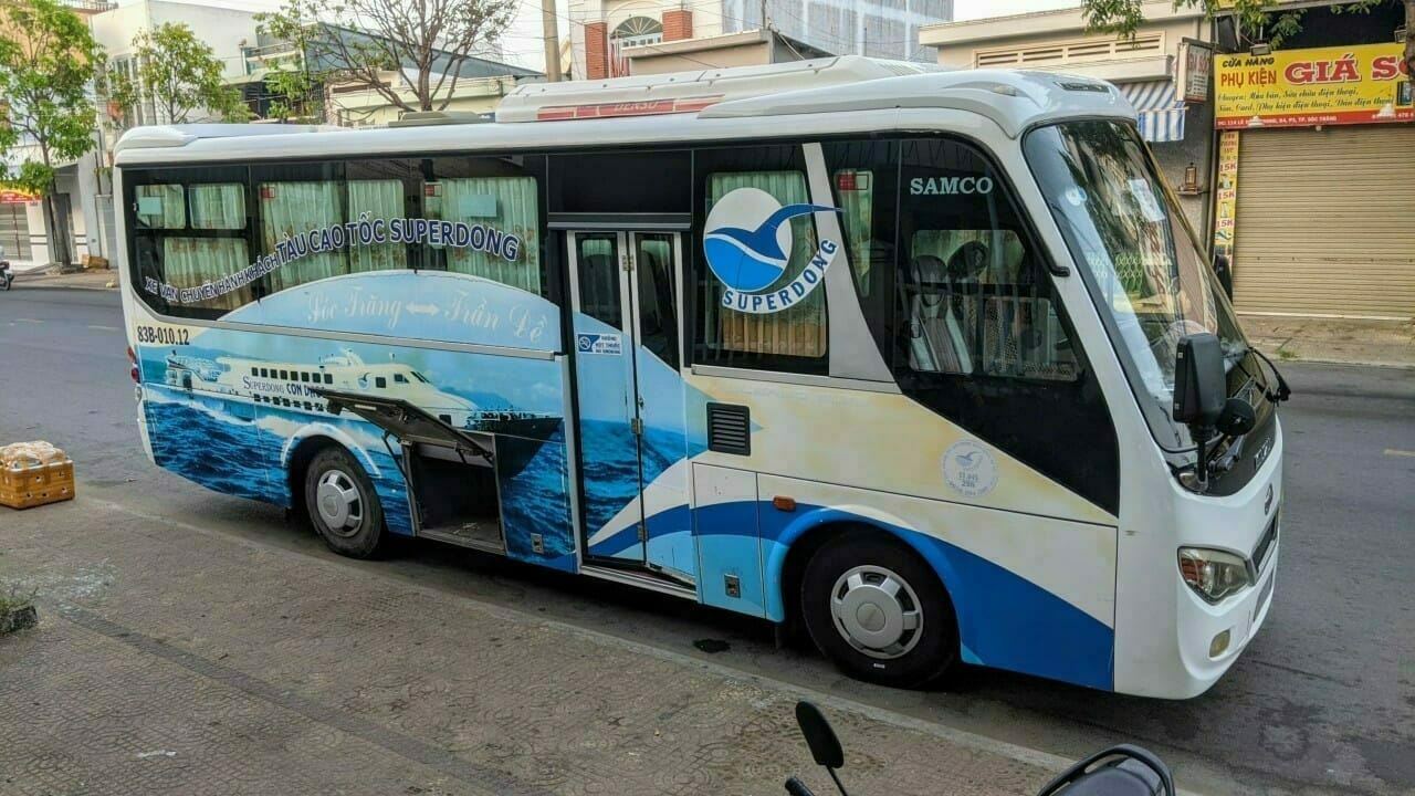Superdong のシャトルバス